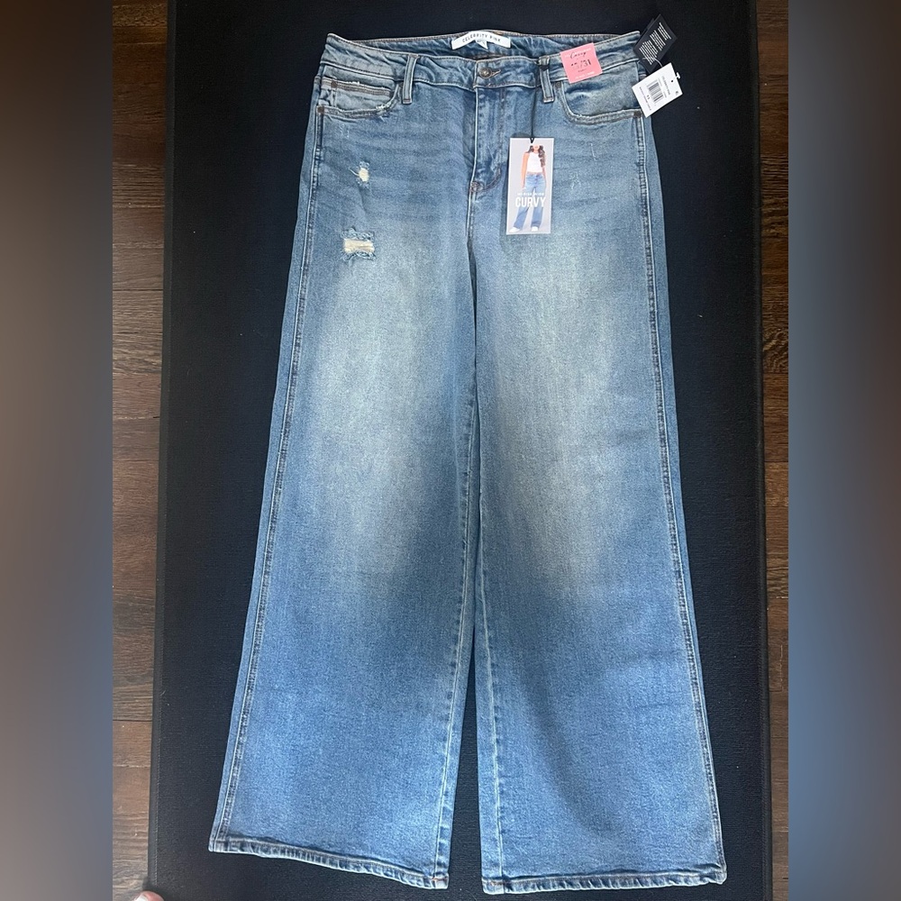 Celebrity Pink High Rise Curvy Jeans in Blue